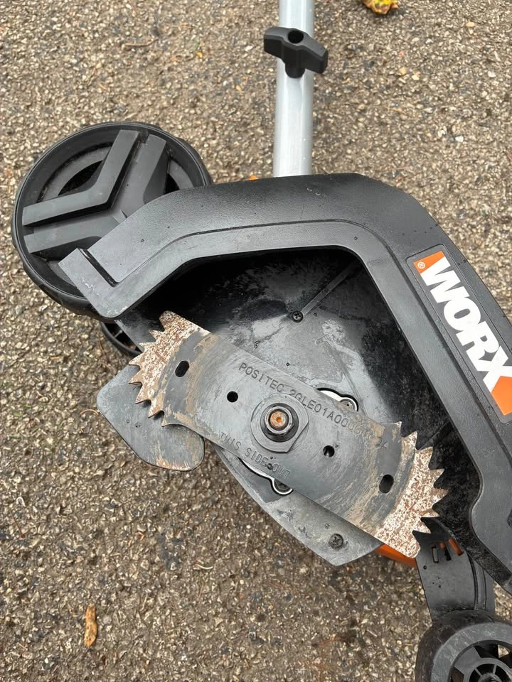 Worx # WG896, 120V, 60Hz, 12A, 7-1/2” Blade - photo 4