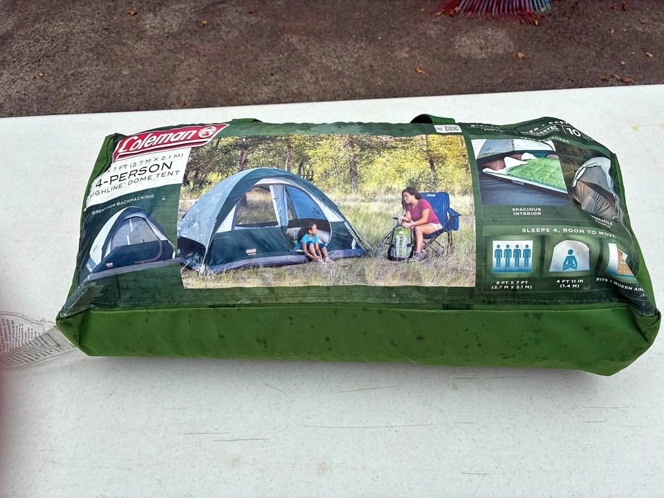 Coleman 9’ x 7’ (4) Person Tent
