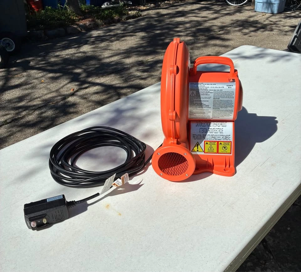 Yard Inflatable Air Blower Model W-2L - photo 2