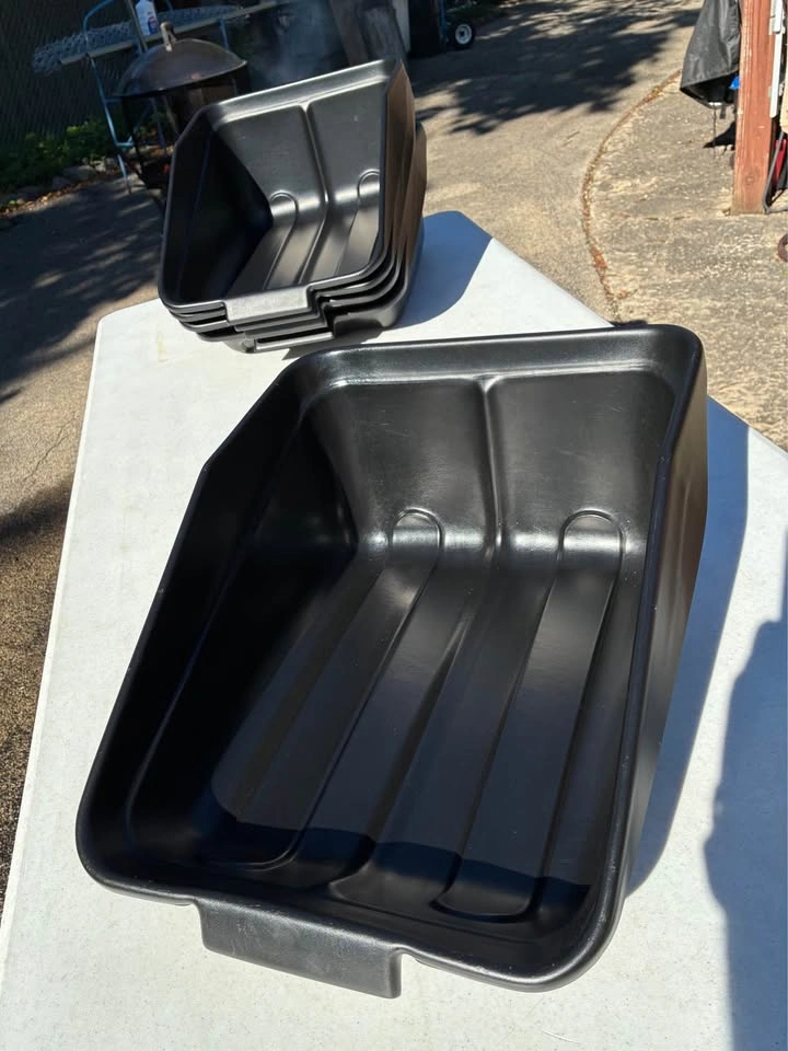 Pack of (5) Uline No. S-19494 Plastic Open Bins - photo 2