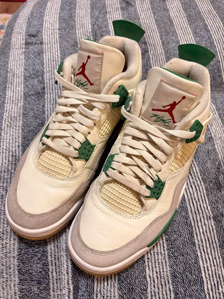 Nike Air Jordan 4 SB Pine Green Size 9.5