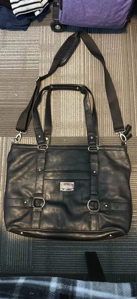 Kenneth Cole Reaction Laptop Crossbody Bag - photo 2