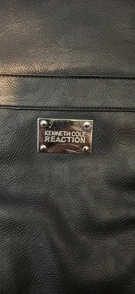 Kenneth Cole Reaction Laptop Crossbody Bag - photo 3