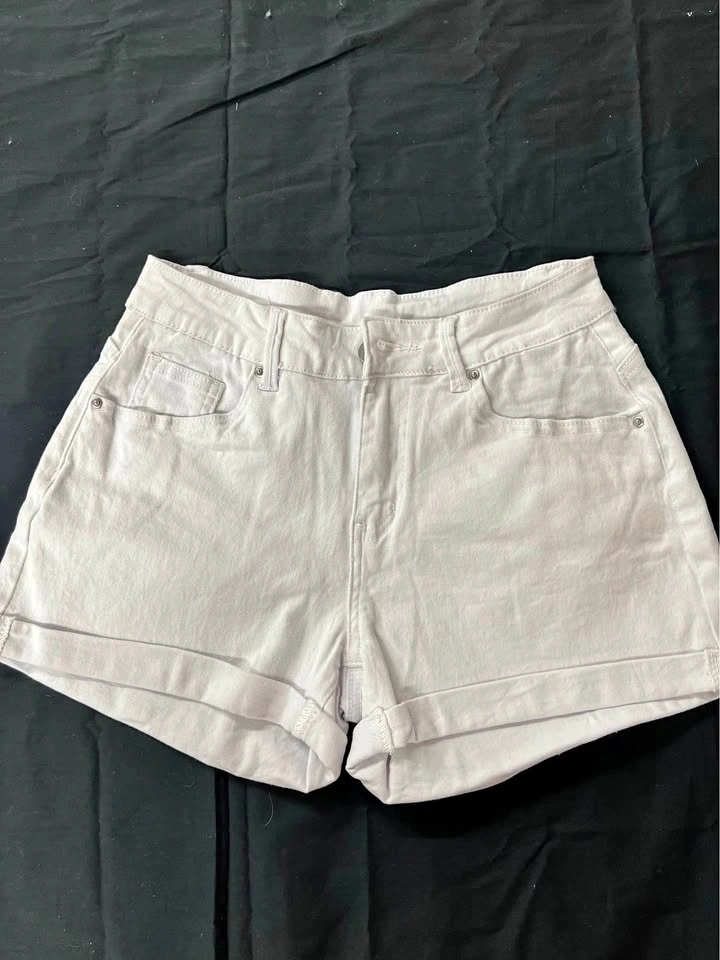 ⚽ White Denim Shorts