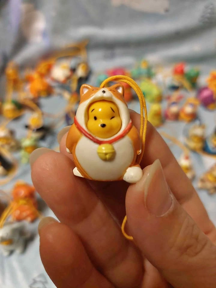 ⚽️ Peek-a-Pooh - Vintage Orange Kitty Pooh, Series 2 Re-Colour
