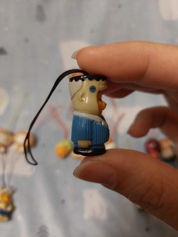 ⚽️ Peek-a-Pooh Vintage Frankenstein Monster Phone/Bag Charm - photo 4