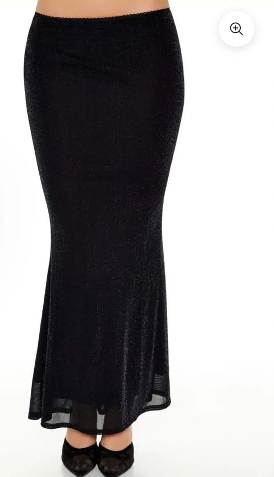 Black shimmer maxi skirt with Slit - photo 3