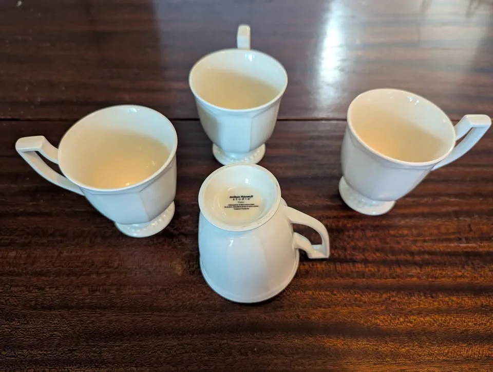 3 Teacups, 2 Plates, and 1 Bowl image indicator(4)