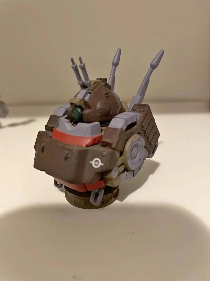 ⚽️ Gundam - Vintage Mechanical Gundam Bust Gashapon!