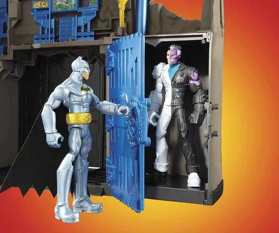 New Batman Power Attack Blast and Battle Batcave Play Set - photo 5