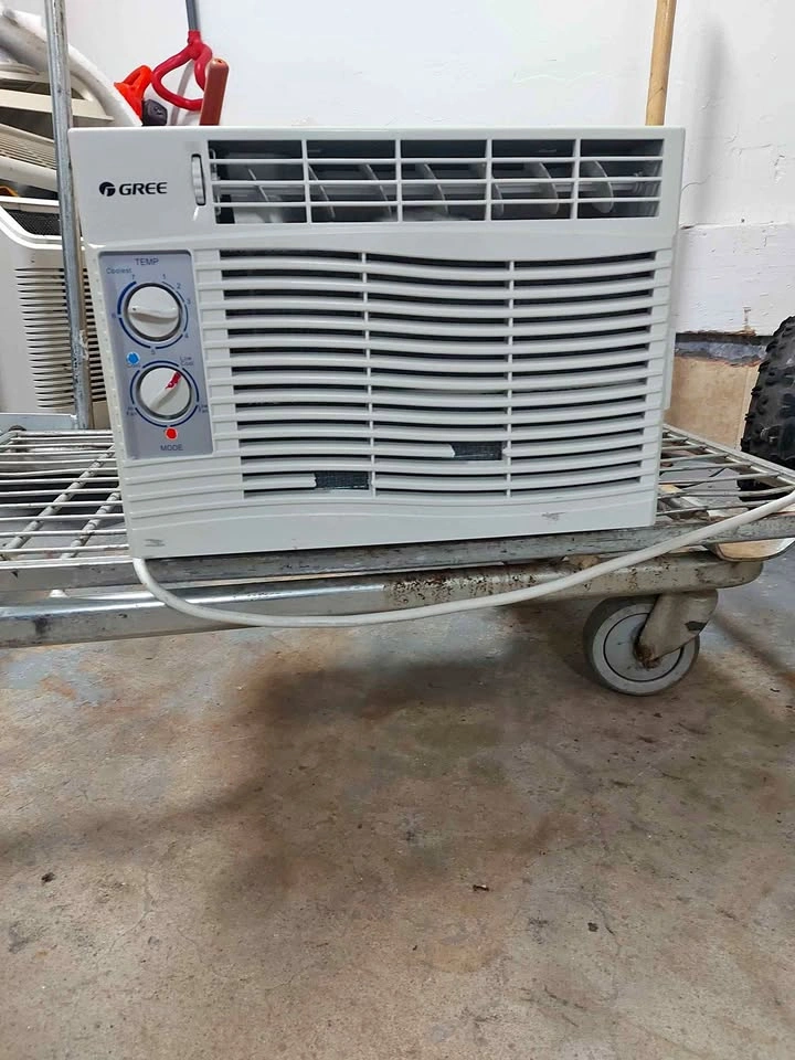 Gree Window Air Conditioner