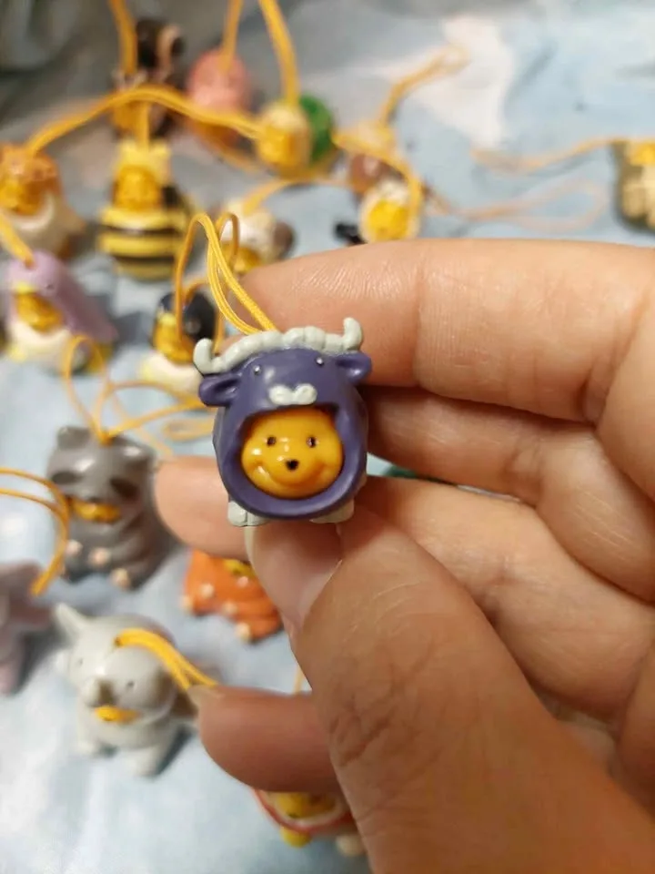 ⚽️ Peek-a-Pooh - Vintage Charm! Bull Pooh, Series 5!!