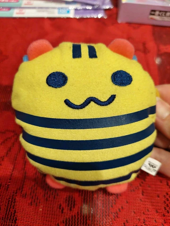 ⚽️ Vintage Tamagotchi, Plush Device Pouch - Shimashimatchi
