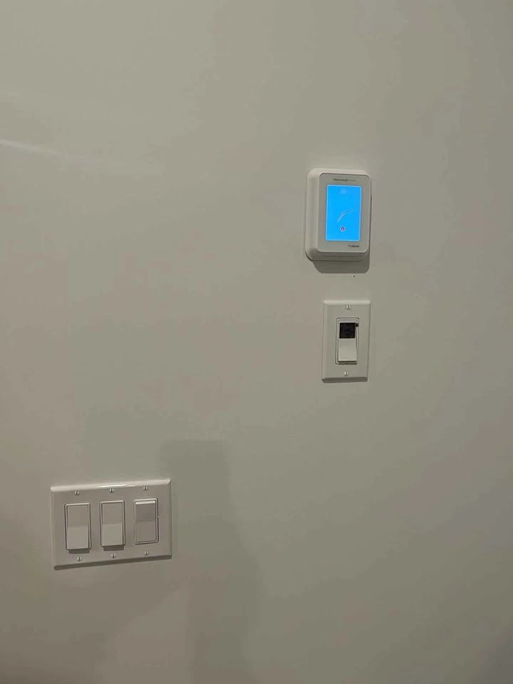 Basement for Rent - photo 3