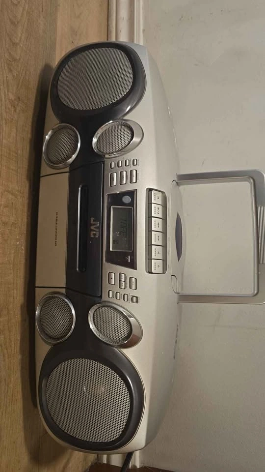 JVC RC-BM5 boombox - photo 5