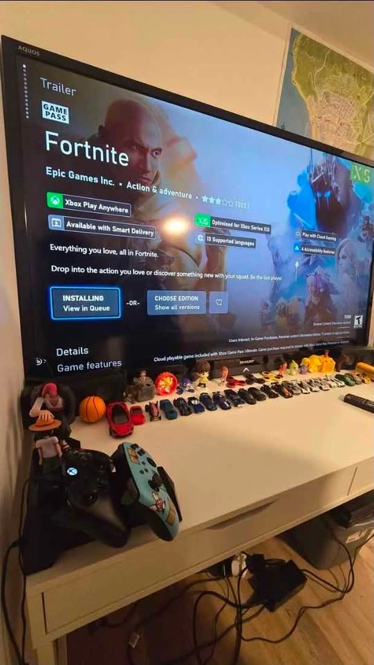 Xbox + Sharp Aquos TV + Desk Bundle - photo 2