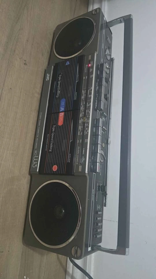 Vintage JVC RC-W3 Stereo Radio Cassette Recorder Boombox - photo 2