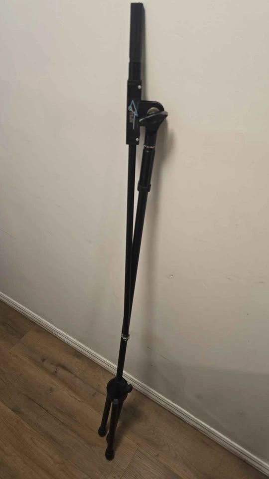 Apex Tripod Stand (Adjustable) - photo 4
