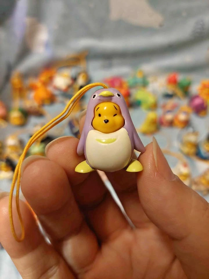 ⚽️ Peek-a-Pooh - Vintage Charm! Purple Penguin Pooh