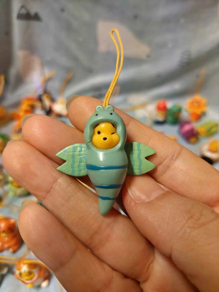 ⚽️ Peek-a-Pooh - Vintage Charm! Dragonfly Pooh, Tropical Edition