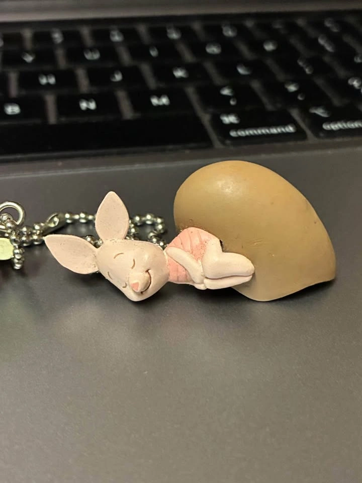 ⚽️ Disney Vintage Valentines Chocolate BFF Heart Keychains - photo 3