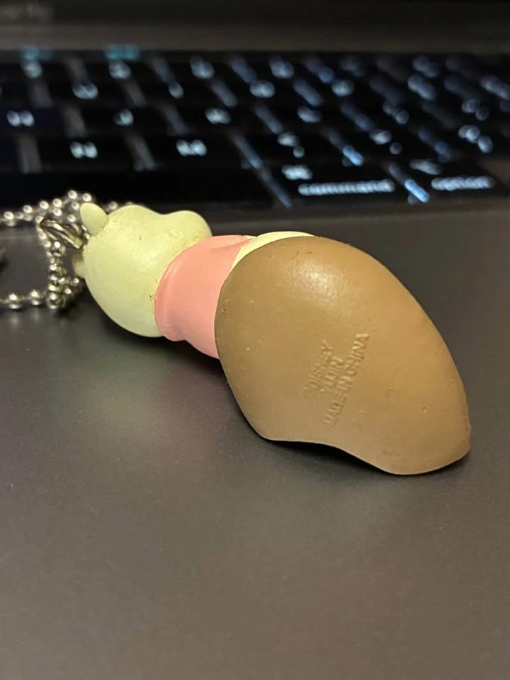 ⚽️ Disney Vintage Valentines Chocolate BFF Heart Keychains - photo 5