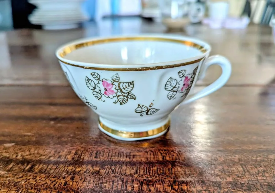 Vintage USSR Teacups x4 thumbnail