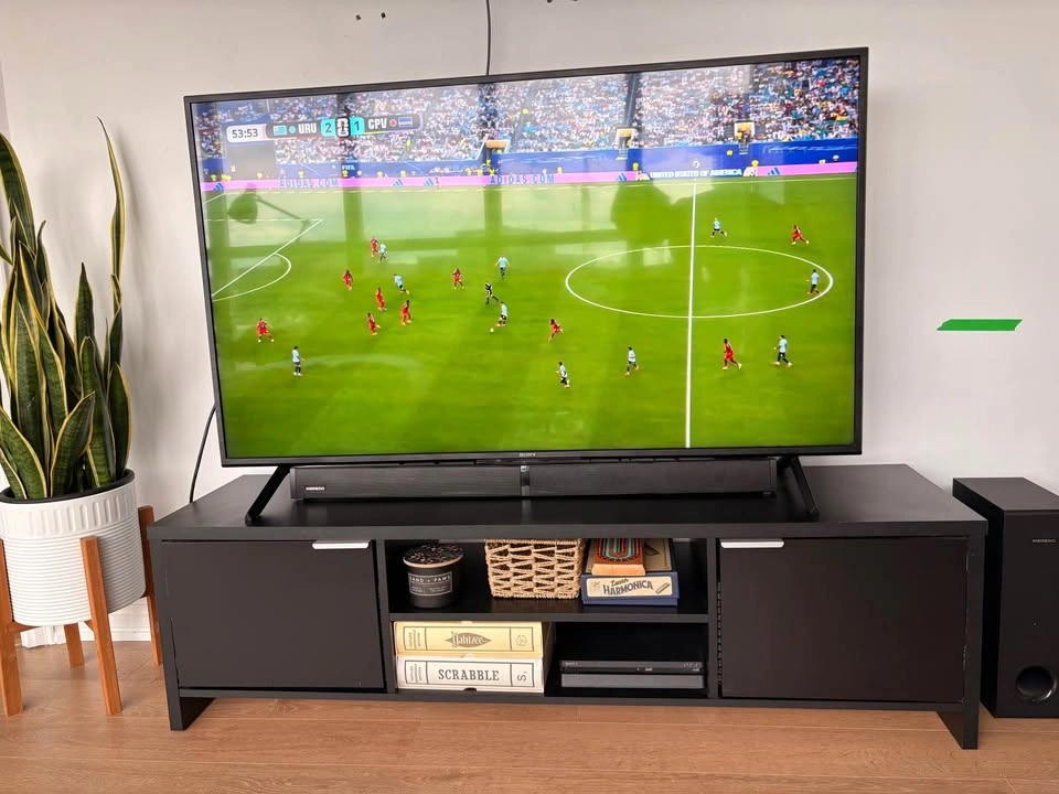TV console ⚽️ - photo 5
