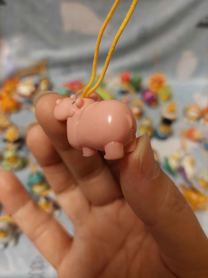 ⚽️ Peek-a-Pooh - Vintage Charm! Hippo Pooh, Series 4!! - photo 2