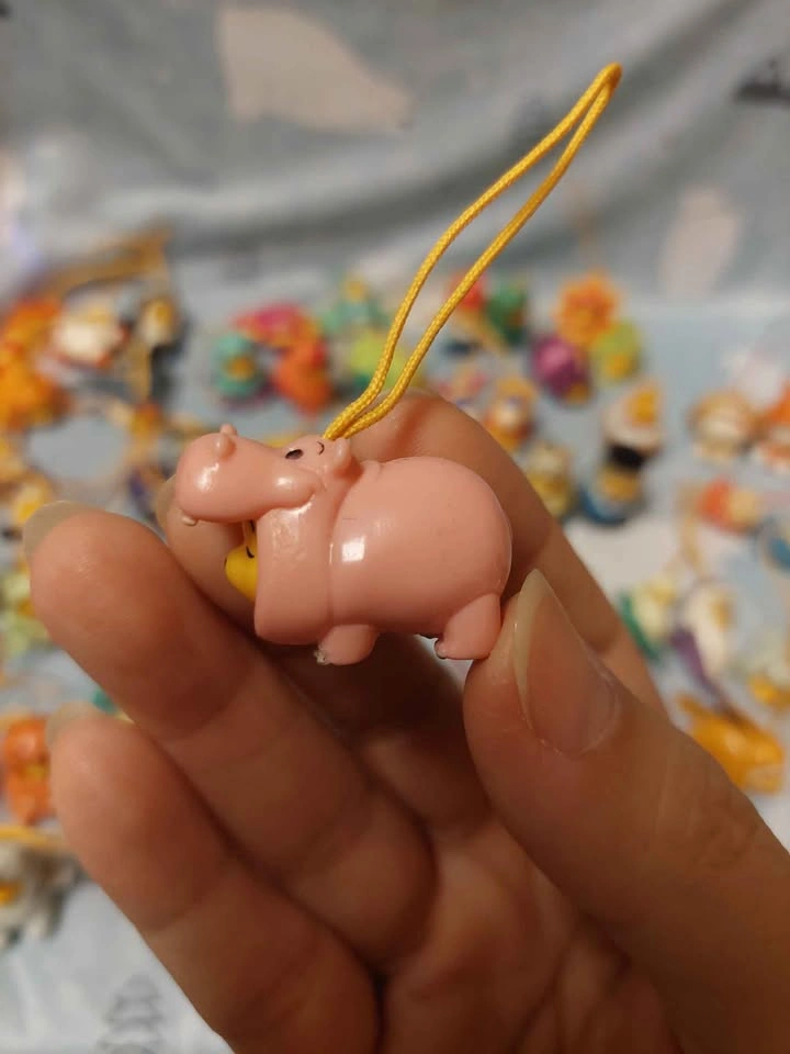 ⚽️ Peek-a-Pooh - Vintage Charm! Hippo Pooh, Series 4!! - photo 3