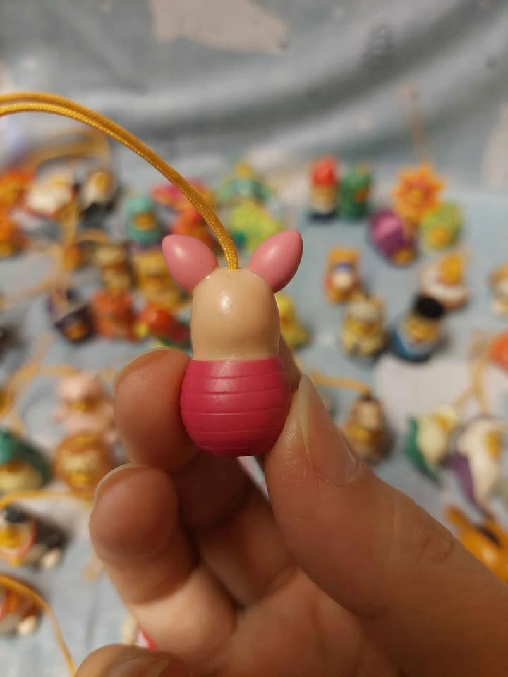 ⚽️ Peek-a-Pooh - Vintage Eeyore as Piglet, 80th Anniversary - photo 3