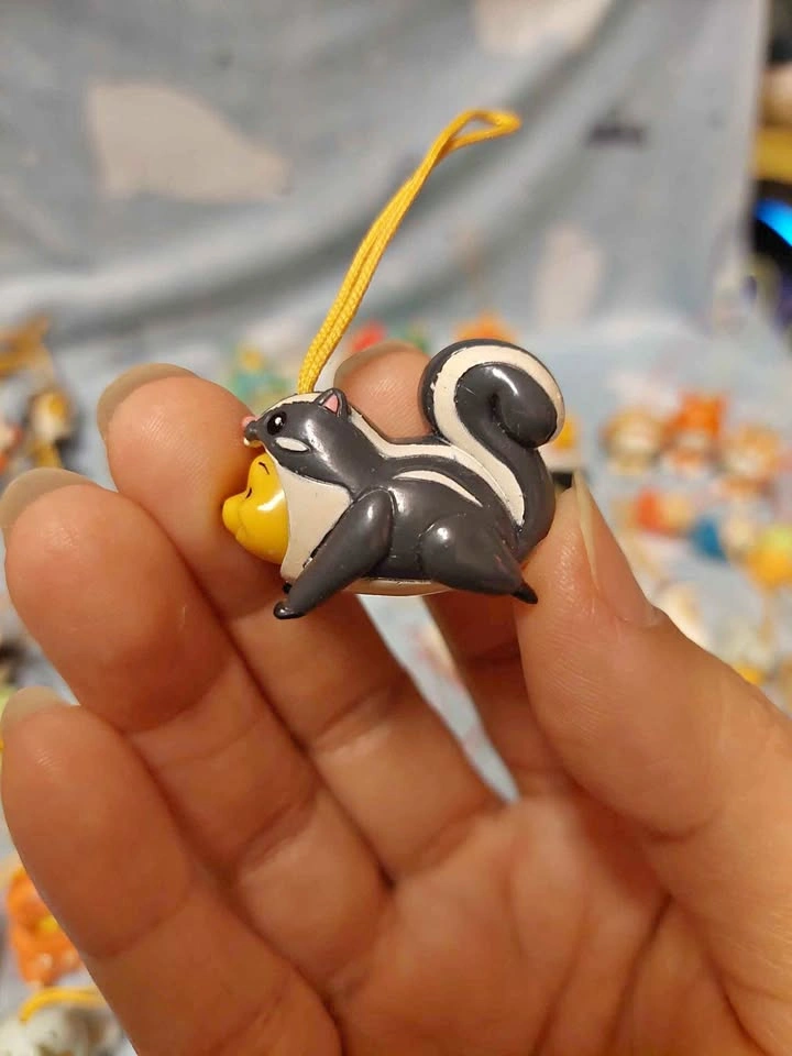 ⚽️ Peek-a-Pooh - Vintage Charm! RARE Skunk Pooh, Series 4!!