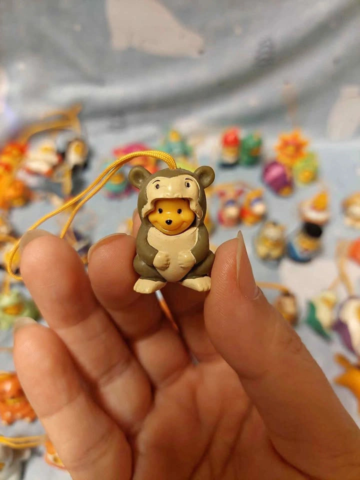 ⚽️ Peek-a-Pooh - Vintage Charm! Monkey Pooh, Series 5!!