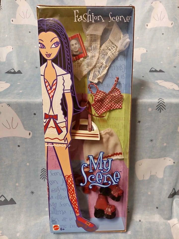 ⚽️ Vintage Barbie My Scene - BNIB Nolee Fashion Scene!