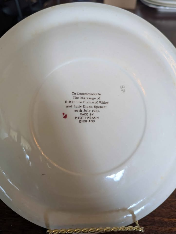 Royal Wedding Plate - Charles & Diana (1981) - photo 2