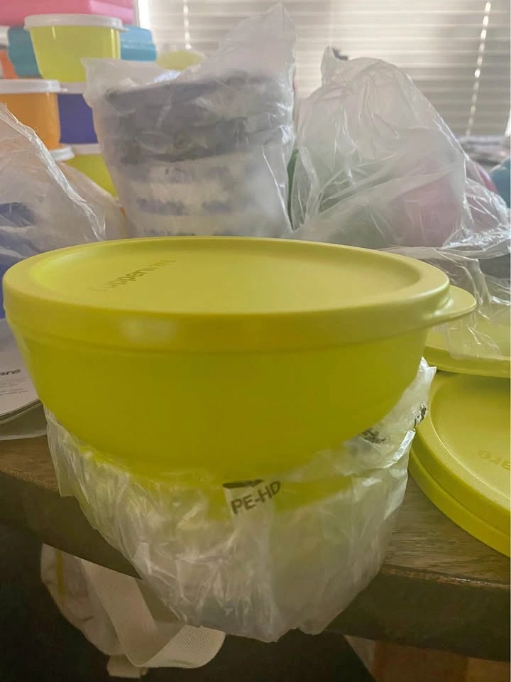 Tupperware (brand) new