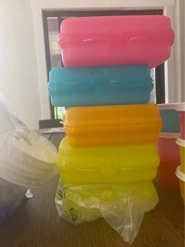 Brand name Tupperware never used - photo 3