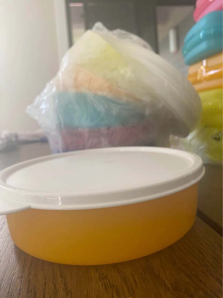 Brand name Tupperware never used - photo 4
