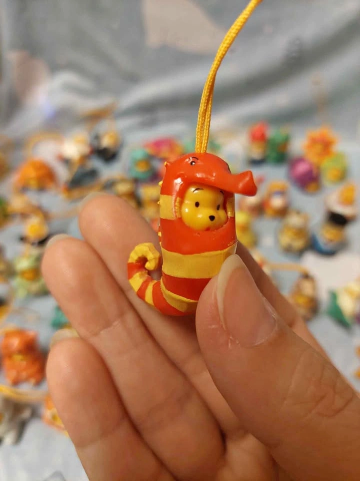 ⚽️ Peek-a-Pooh - Vintage Seahorse Pooh, Ocean Edition Series 7