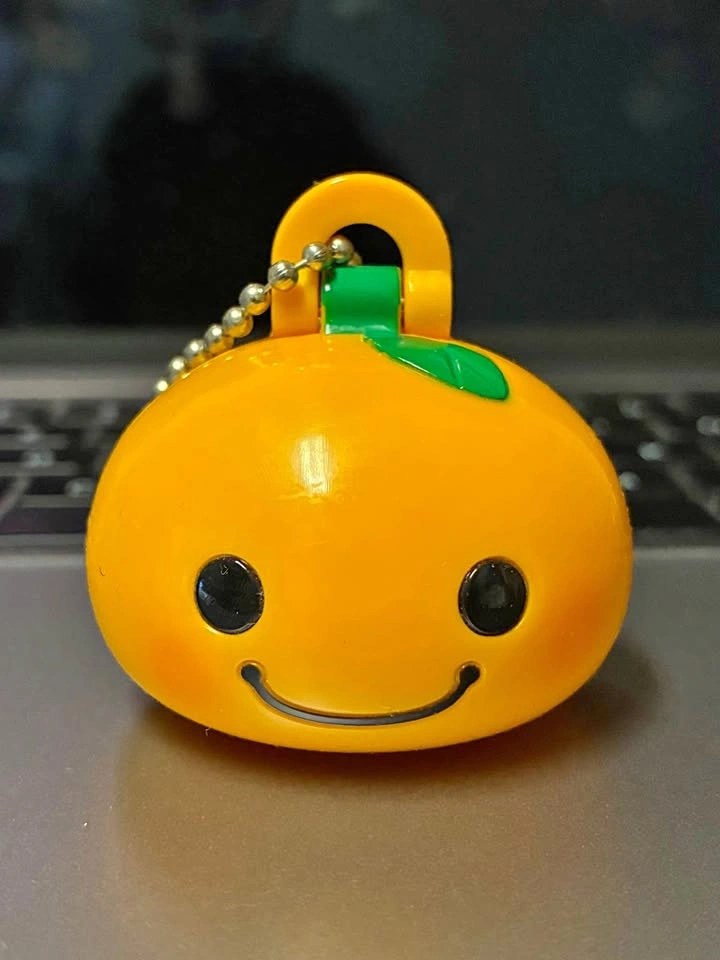 ⚽️ San-X - Vintage Big Head Pop-out Keychain! Mikan Bouya
