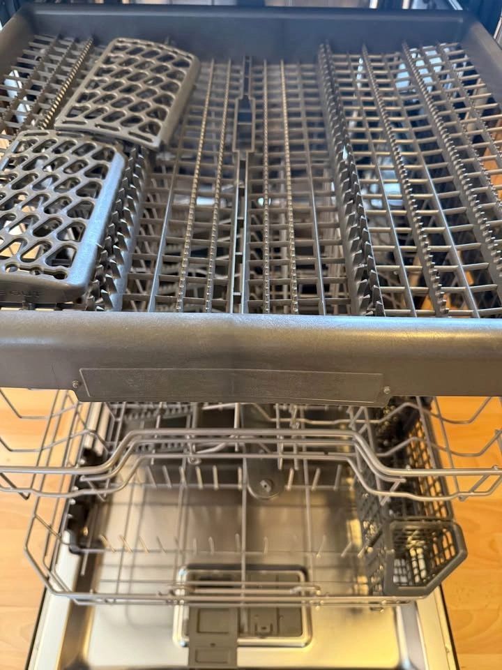 Whirlpool WDT550SAPByy 24-Inch Dishwasher with 3rd Rack in Black - photo 5