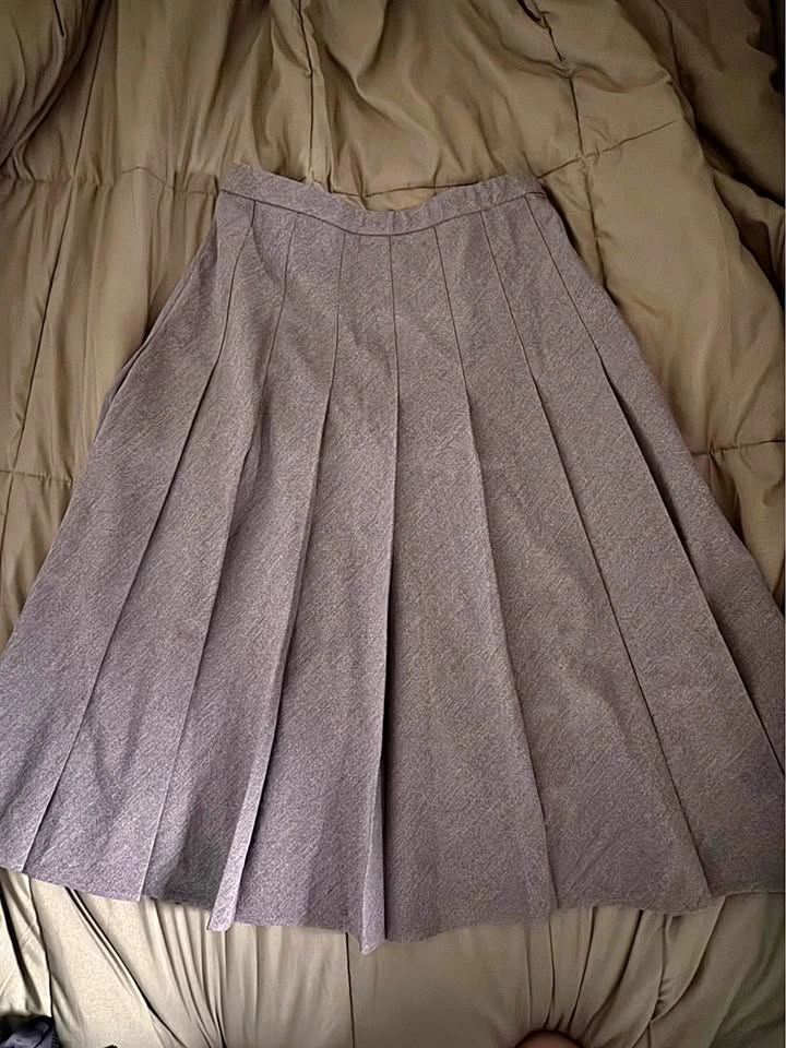 Uniqlo Pleated Skirt