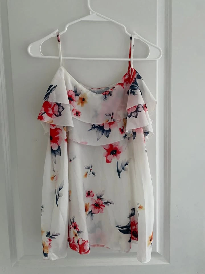 Floral Print Cold Shoulder Ruffle Trim Blouse