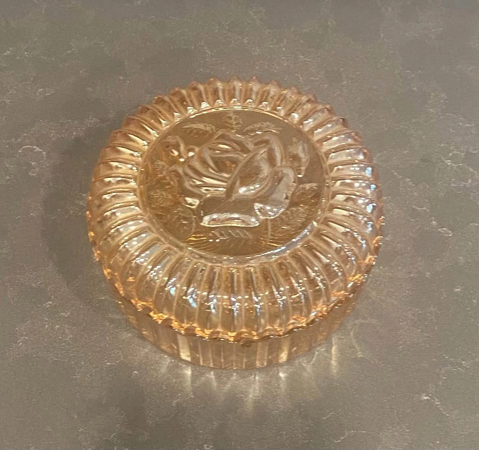 Vintage Jeanette Marigold Carnival Glass Rose Trinket Dish - photo 2