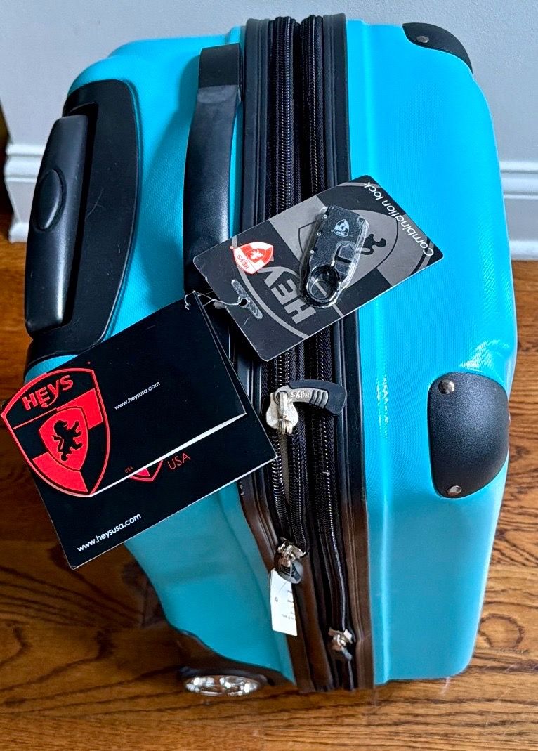 Heys Lite Cruizer 3 Carry-On Hardcase - Teal - New with Tag - photo 2