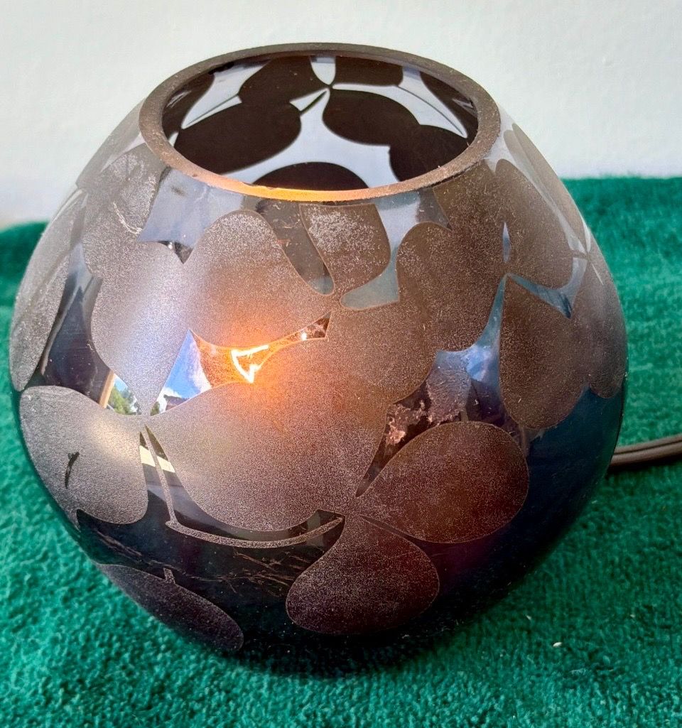 IKEA Knubbig Table Lamp - Black Glass Floral Pattern