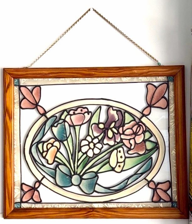 Floral Stained Glass Window Panel with Wooden Frame 21x17 - photo 3