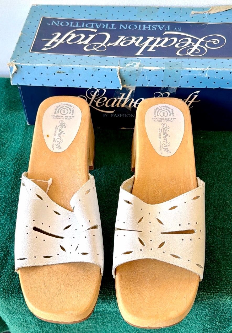 Ladies Wooden Clogs Leather Craft Size 9 (40) Made in Italy - photo 2