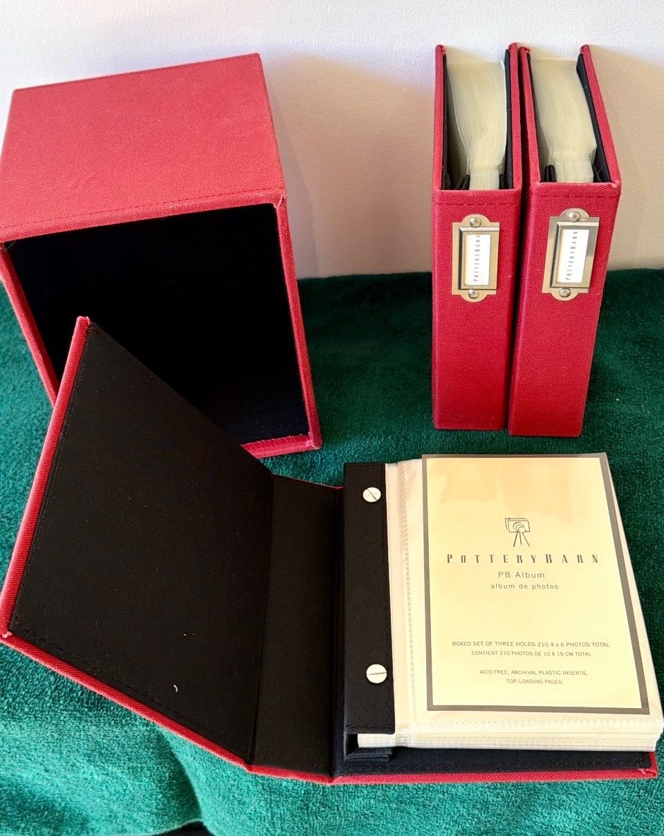 Pottery Barn Boxed Set of 3 Red Linen Photo Albums - photo 4