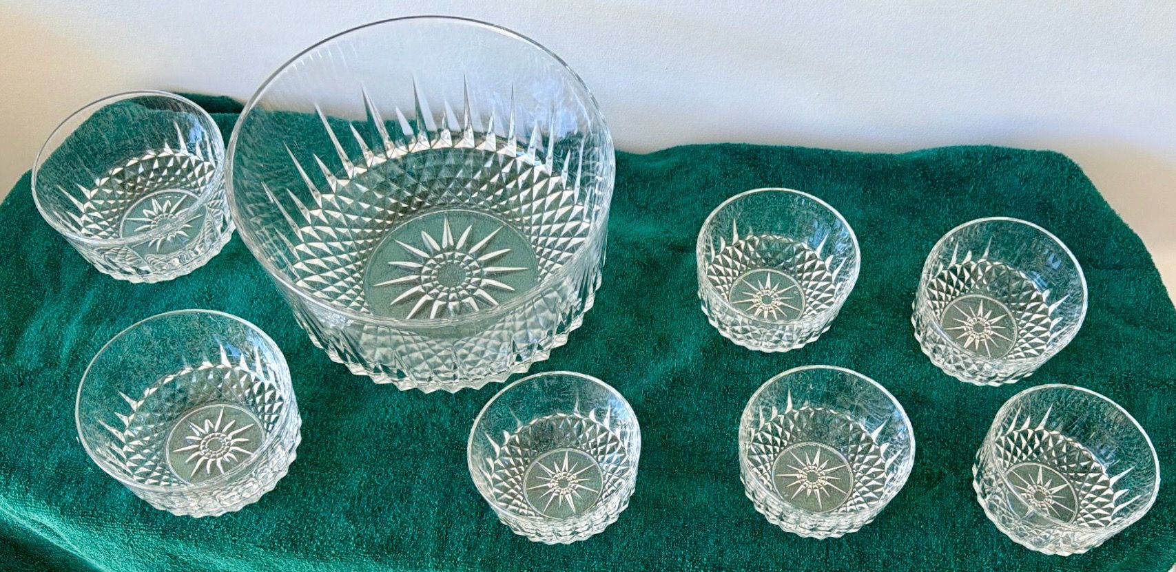 Glass Serving Bowl Set- Arcoroc France-8 Piece Set-Used